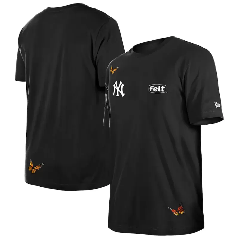 Men's New York Yankees New Era x Felt Black T-Shirt Men's New York Yankees New Era x Felt Black T-Shirt