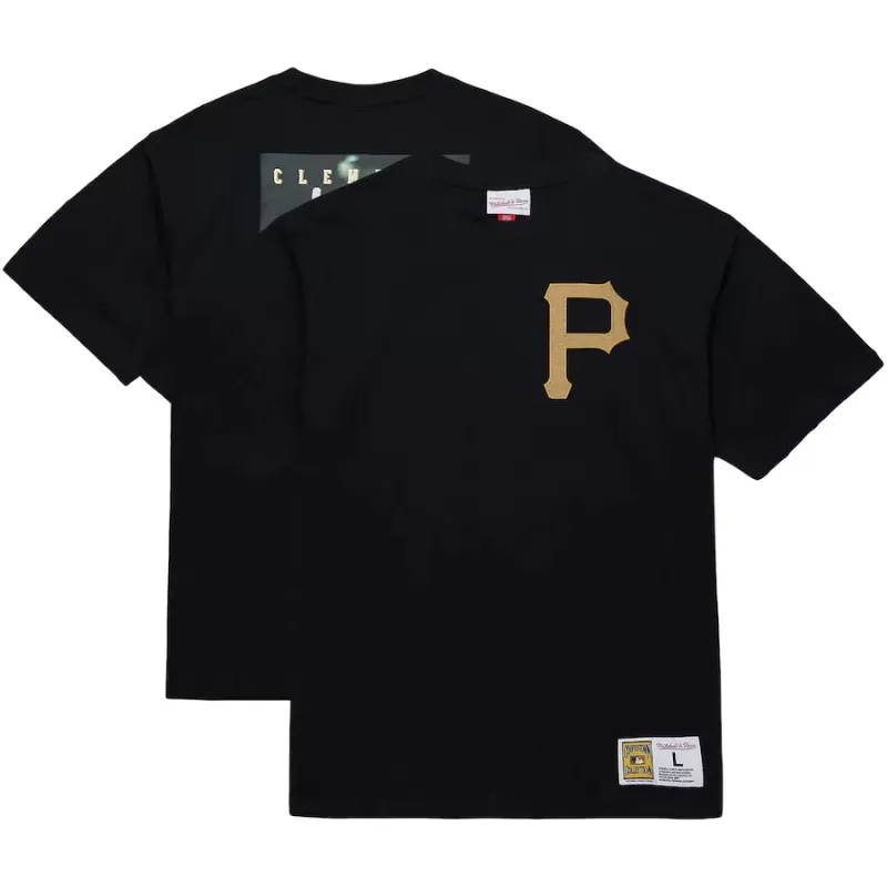 Men's Pittsburgh Pirates Roberto Clemente Mitchell & Ness Black Legends Collection Vintage Logo T-Shirt