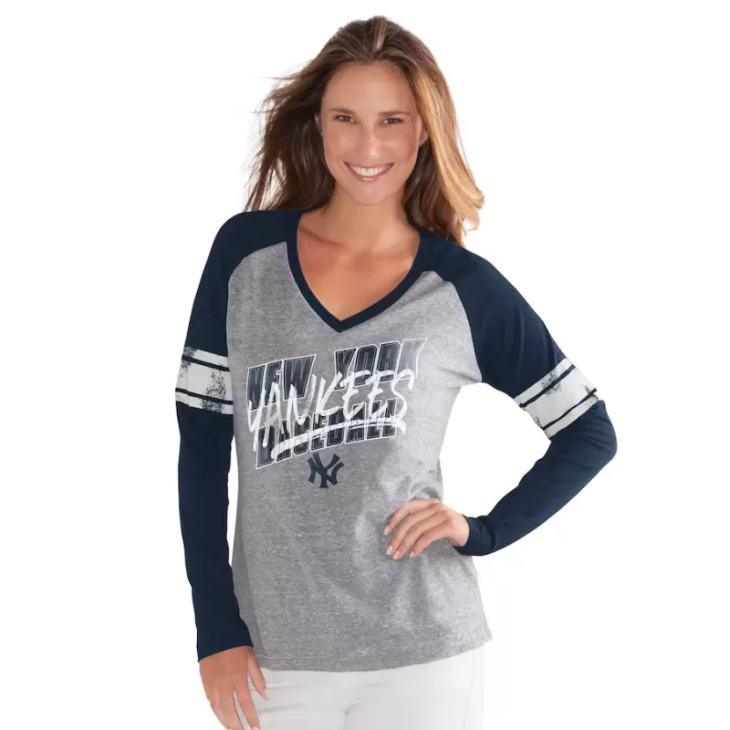 Women's New York Yankees G-III 4Her by Carl Banks Navy The Franchise Tri-Blend Raglan V-Neck Long Sleeve T-Shirt Women's New York Yankees G-III 4Her by Carl Banks Navy The Franchise Tri-Blend Raglan V-Neck Long Sleeve T-Shirt