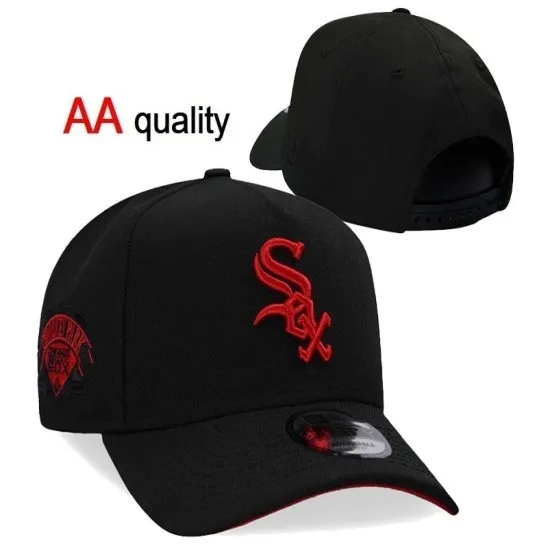 Chicago White Sox Black & Red Stitched Logo Snapback Hat - MLB Baseball Cap Chicago White Sox Black & Red Stitched Logo Snapback Hat - MLB Baseball Cap